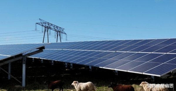 九五配资 美国3500%关税: 太阳能巨浪, 中国如何乘风破浪?